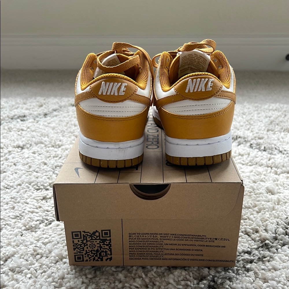 Women’s Nike Dunk Low Next Nature - Picture 2 of 7